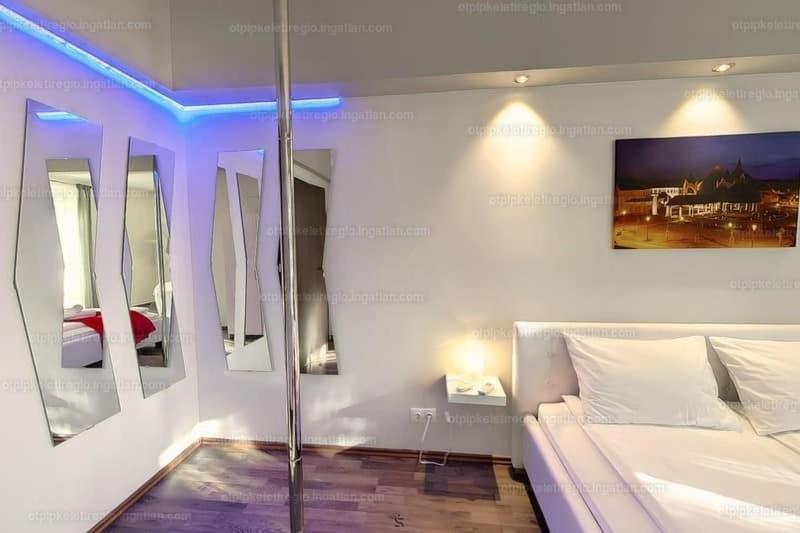 Velnoek Luxus Apartman Makó Esterno foto